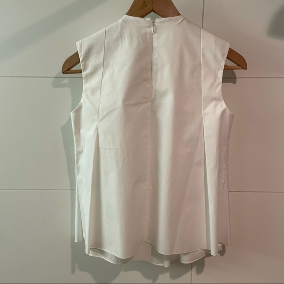 Victor & Rolf white pleated sleeveless top - Picture 4 of 8